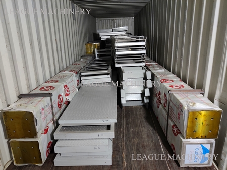 goods loading picture (7).jpg